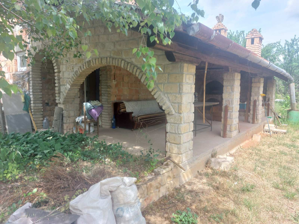 Ekskluzivna ponuda na prodaju dva placa u Čortanovcima