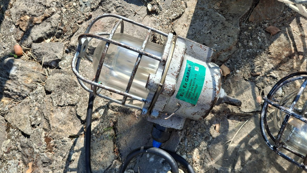 Lampe industrijske stare 5 kom