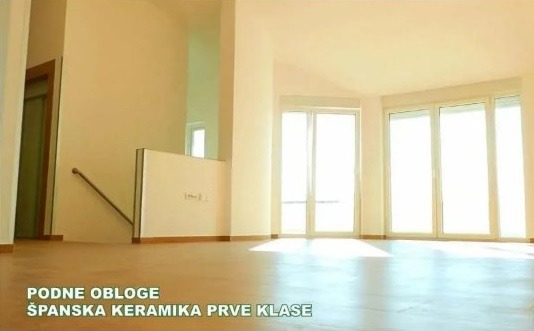 Penthouse stan Sremska Mitrovica 195m2