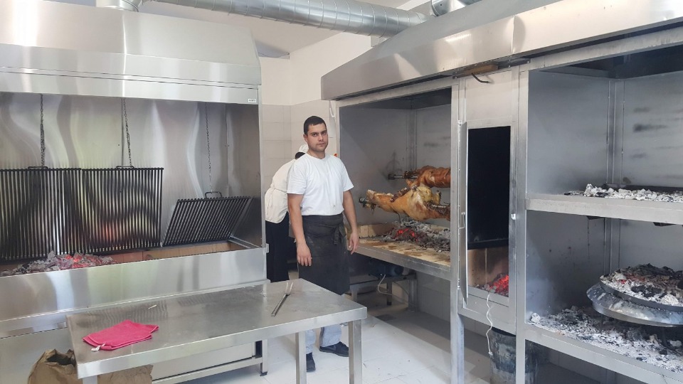 Pecenjara na prodaju