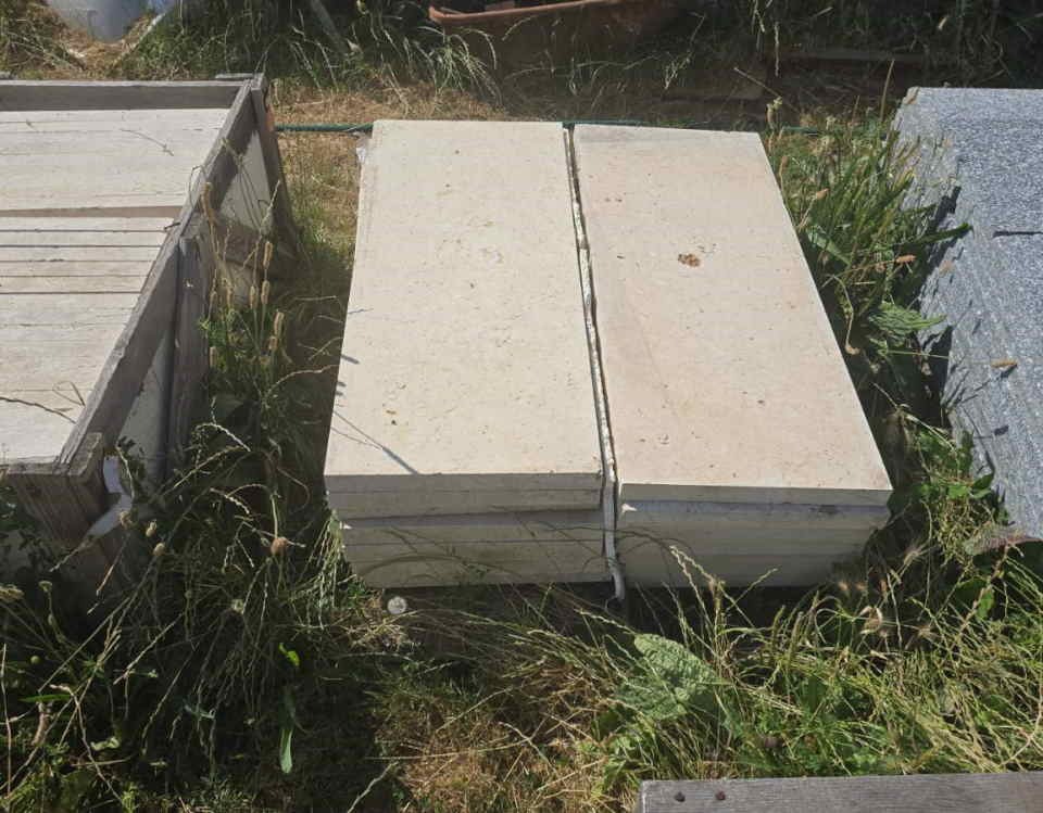 Velika rasprodaja mermernih i granitnih pločica 