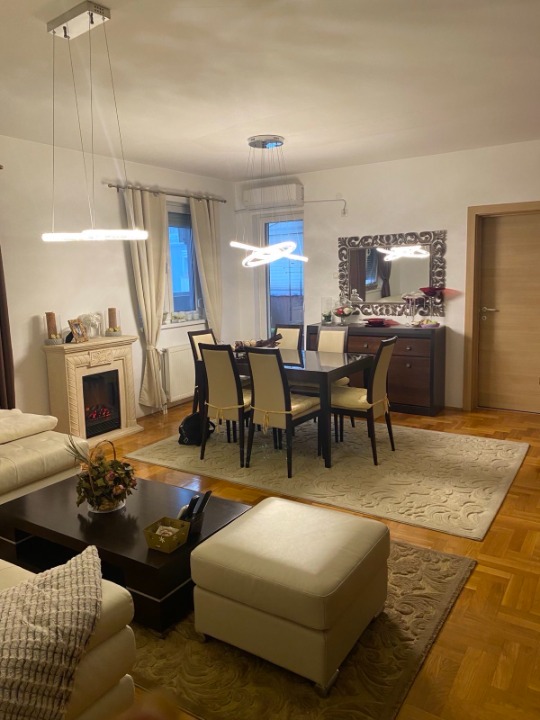 Prodaja LUX stan od 128m2 direktno od vlasnika-Novi Sad