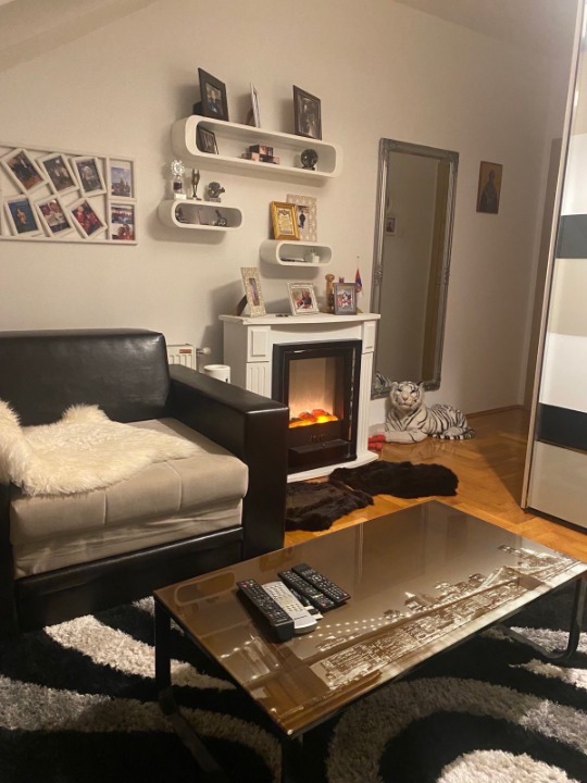 Prodaja LUX stan od 128m2 direktno od vlasnika-Novi Sad