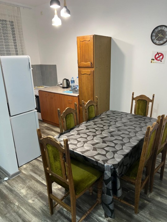 Smestaj/apartmani/sobe za do 10 osoba (5+5) u Jarkovcima / Indjija