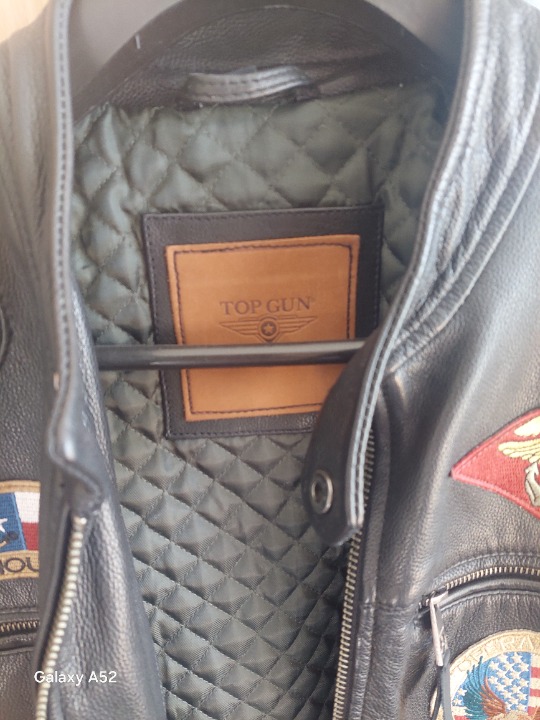 Top Gun an American Icon, vel M i L
