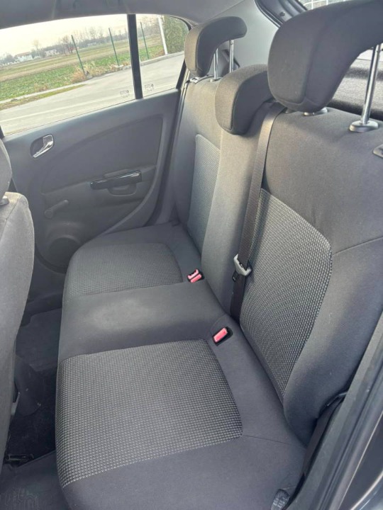 Opel Corsa D  1.2    2011. god   