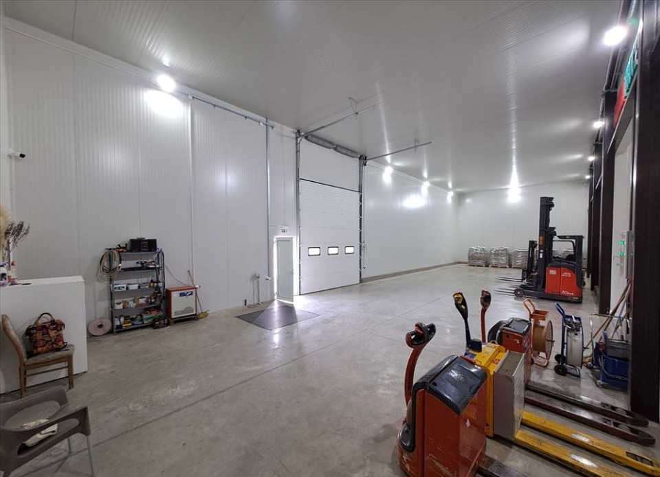 Hladnjača od 1000m2 Čačak-Viljuša