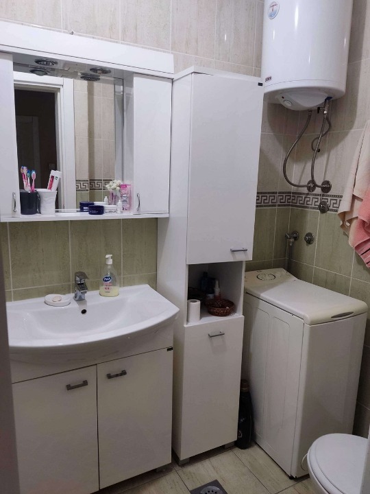 Prodaje se namesten stan od 45m2 u Novom Sadu