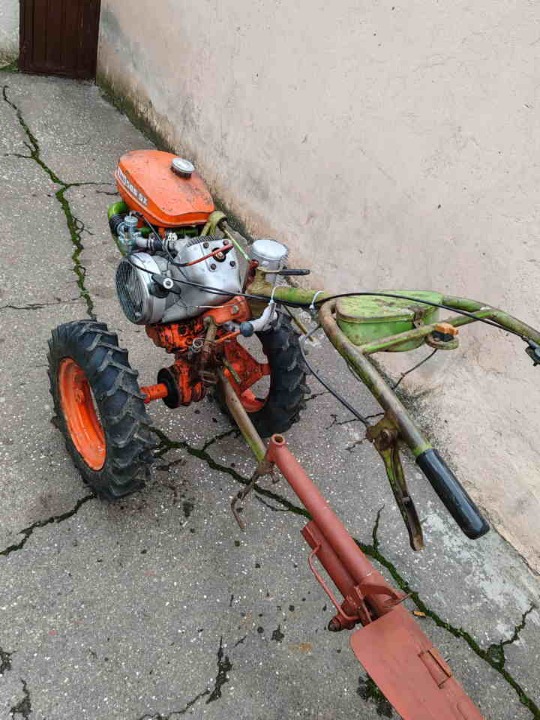 Motokultivator  IMT  506 5x sa prikolicom na prodaju 