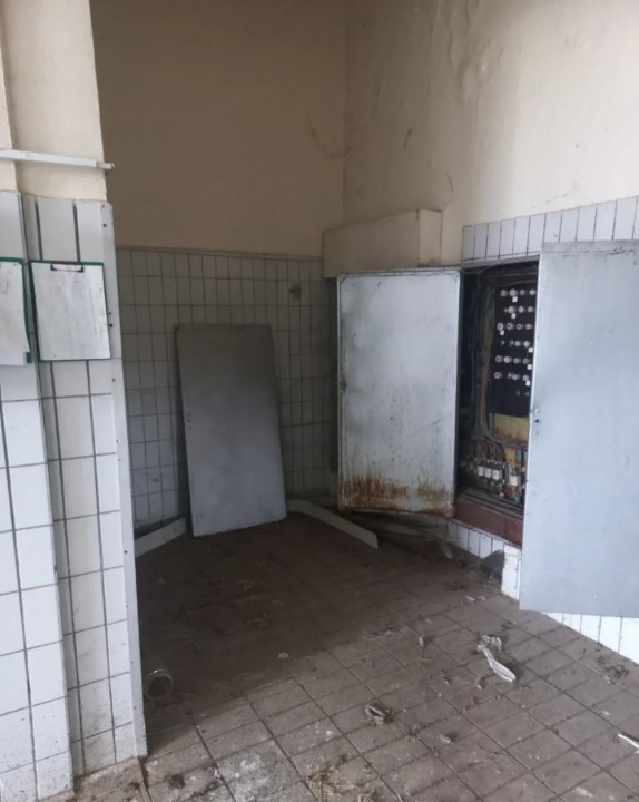 Prodaje se objekat-bivsa klanica u Barandi-Opovo