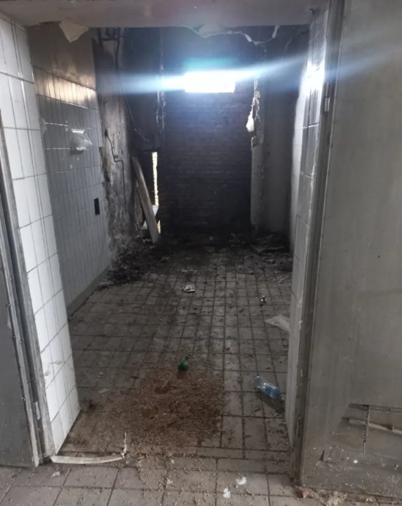 Prodaje se objekat-bivsa klanica u Barandi-Opovo