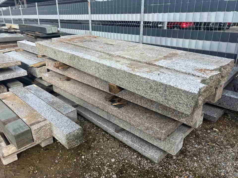 Prodajem granitne i mermerne  ploce 50  m3 