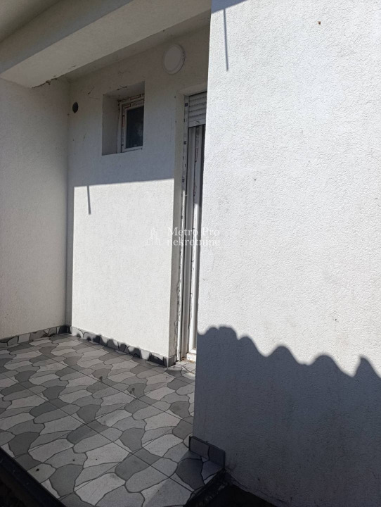 Borča, JNA – 2,5s stan 49m² + dvorište 30m², prizemlje, novogradnja