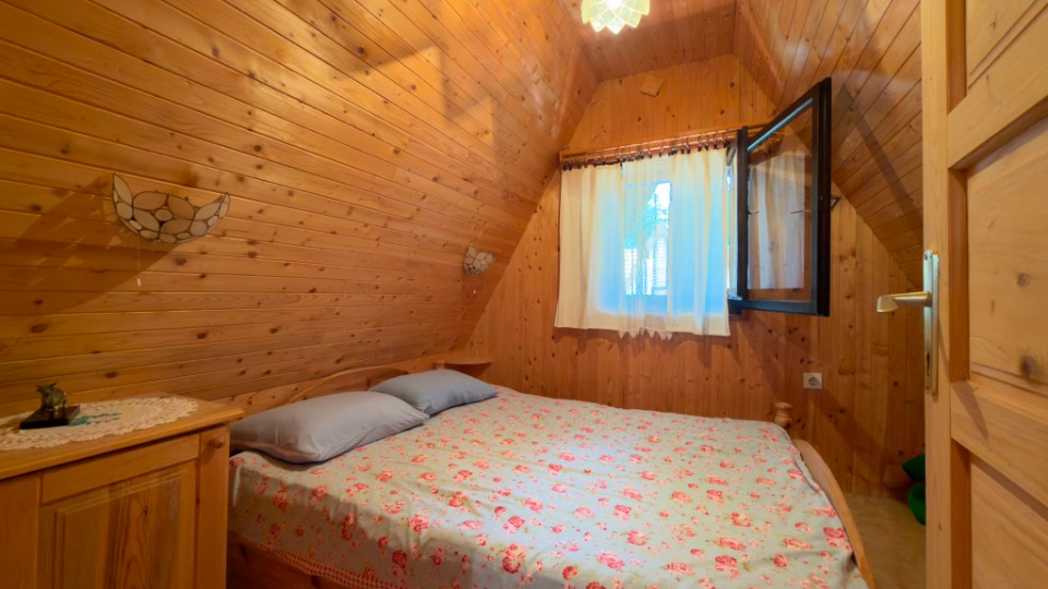 Na prodaju-porodicna kuca na Borovoj glavi,Dobroselica-Zlatibor