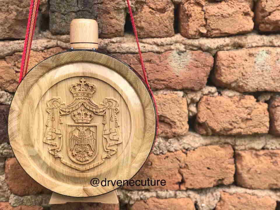 Izrada hrastovih drvenih ČUTURA sa gravurom po želji kupca. Kao što možete videti na našem instagram