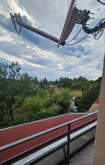 Na prodaju vikend kuca na Banstolu